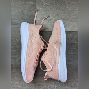 Women's Propet TravelBound Spright Sneaker, Size 10 (4E) wide. Like New! Peachy